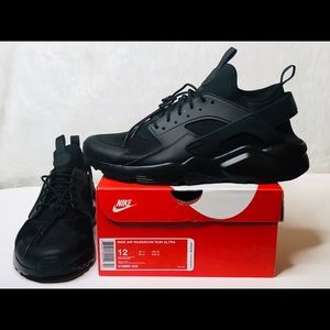 Nike Air Huarache Run Ultra ‘Triple Black’ sz12